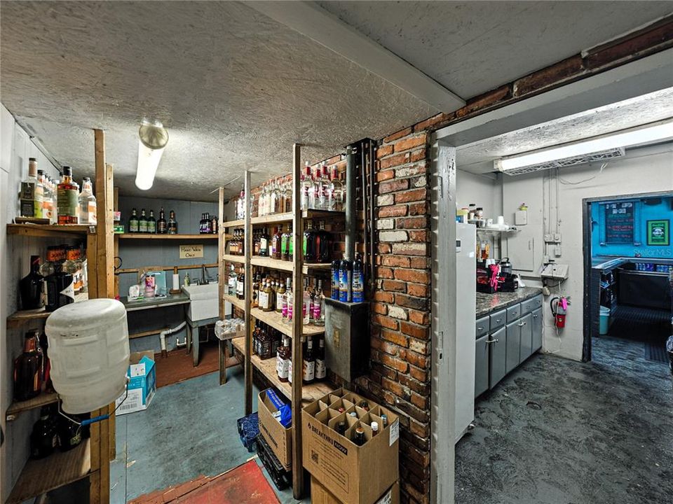 En Venta: $1,300,000 (0 camas, 0 baños, 1800 Pies cuadrados)