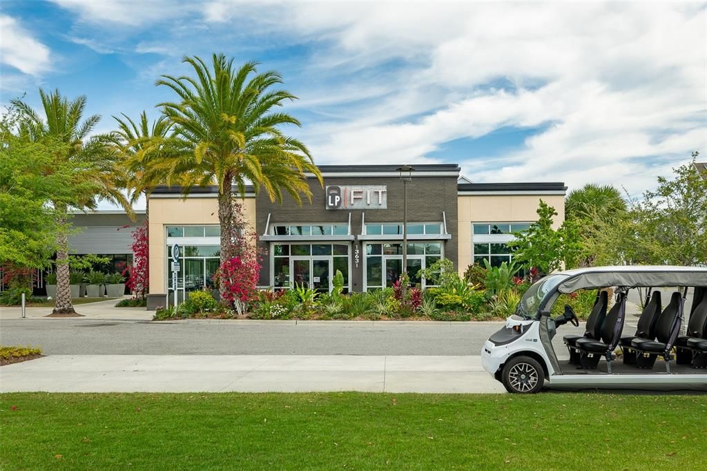 For Sale: $3,050,000 (6 beds, 6 baths, 7093 Square Feet)