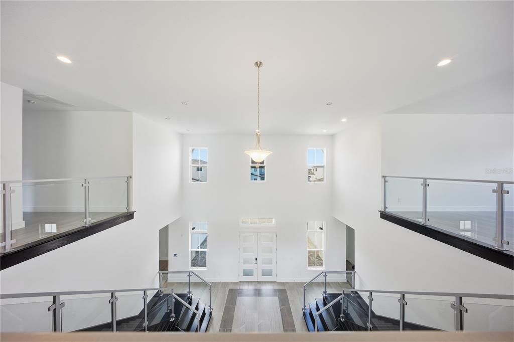 For Sale: $3,050,000 (6 beds, 6 baths, 7093 Square Feet)