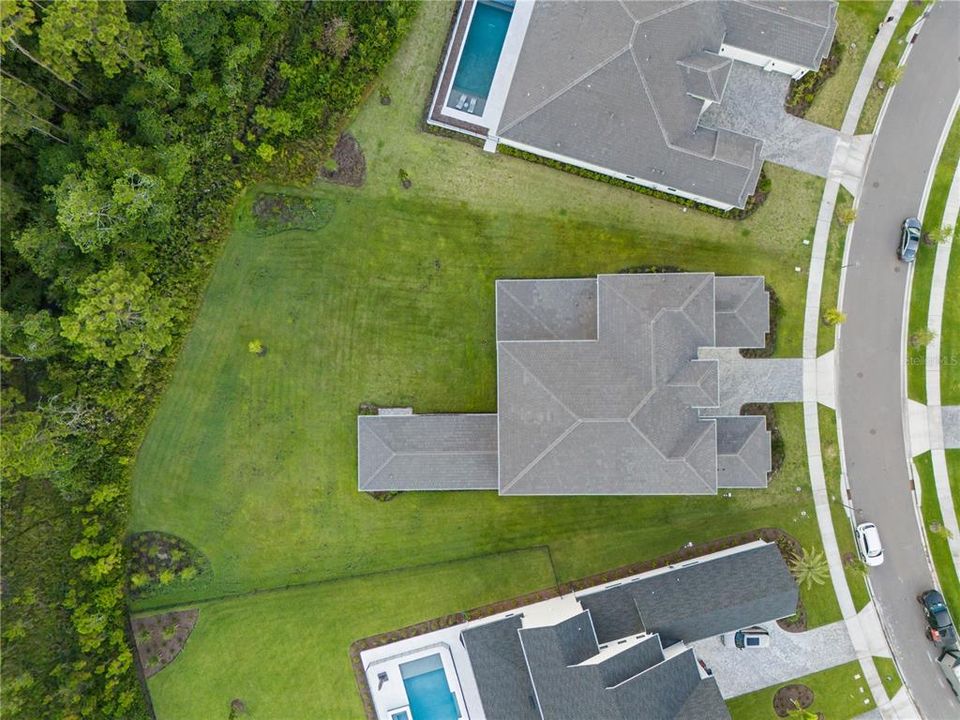 For Sale: $3,050,000 (6 beds, 6 baths, 7093 Square Feet)