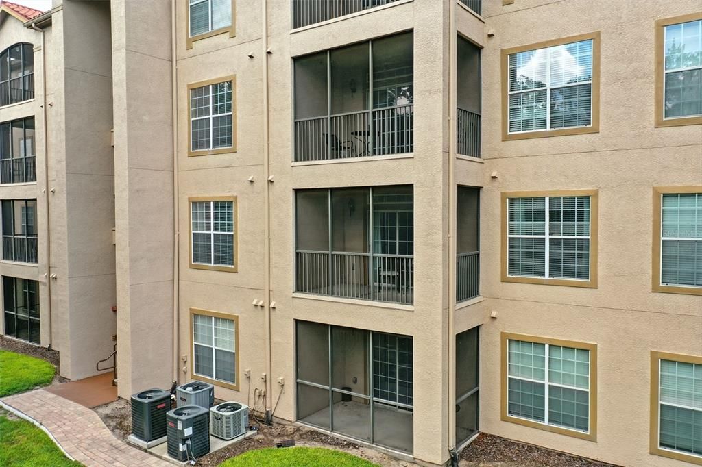 待售: $235,000 (3 贝兹, 2 浴室, 1244 平方英尺)