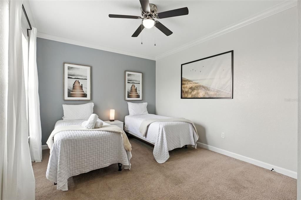 待售: $235,000 (3 贝兹, 2 浴室, 1244 平方英尺)