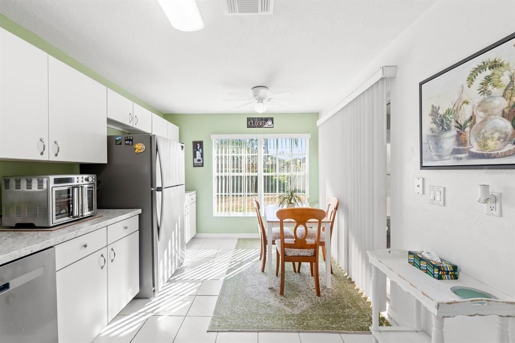 待售: $239,999 (2 贝兹, 2 浴室, 1435 平方英尺)