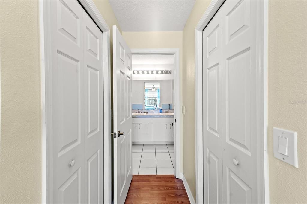 待售: $239,999 (2 贝兹, 2 浴室, 1435 平方英尺)