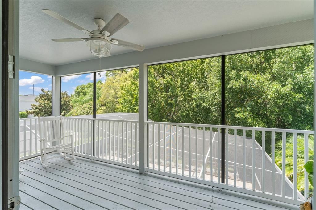 Под контрактом: $719,000 (4 спален, 3 ванн, 3137 Квадратных фут)