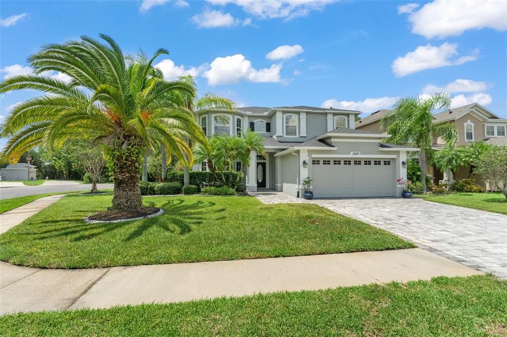 Под контрактом: $719,000 (4 спален, 3 ванн, 3137 Квадратных фут)