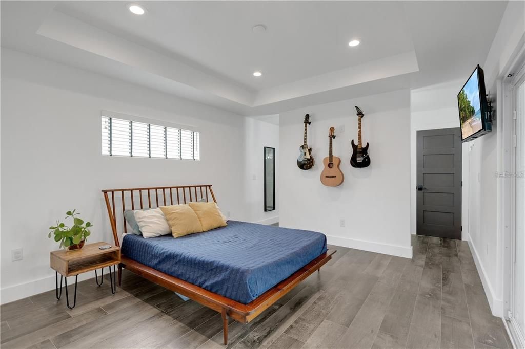 For Sale: $849,000 (0 beds, 0 baths, 2305 Square Feet)