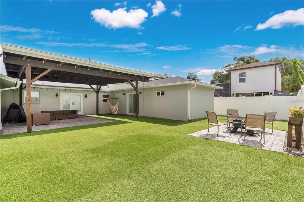 For Sale: $849,000 (0 beds, 0 baths, 2305 Square Feet)