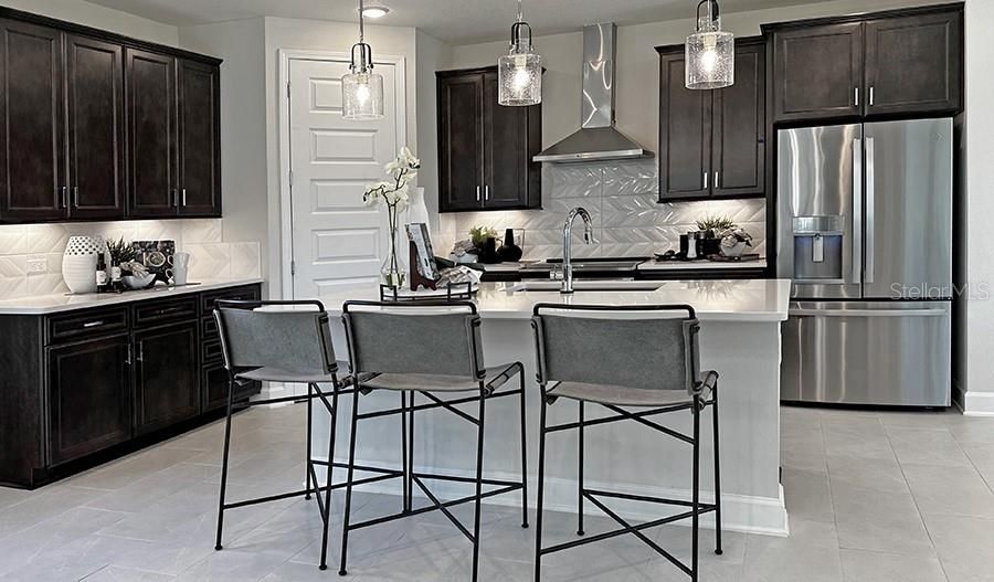 Active With Contract: $409,999 (4 beds, 3 baths, 2170 Square Feet)