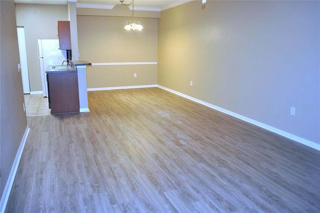 Activo con contrato: $1,500 (1 camas, 1 baños, 817 Pies cuadrados)