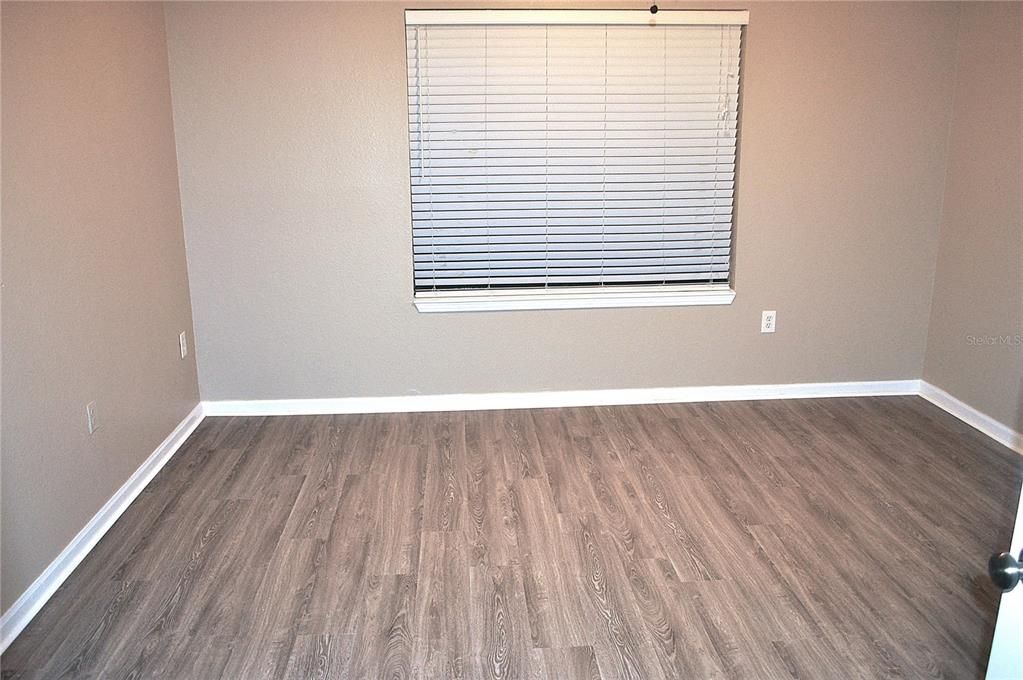 Activo con contrato: $1,500 (1 camas, 1 baños, 817 Pies cuadrados)