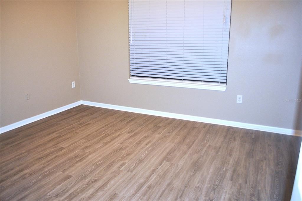 Activo con contrato: $1,500 (1 camas, 1 baños, 817 Pies cuadrados)