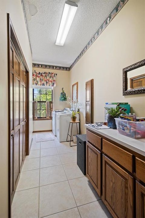 待售: $799,900 (3 贝兹, 3 浴室, 3749 平方英尺)