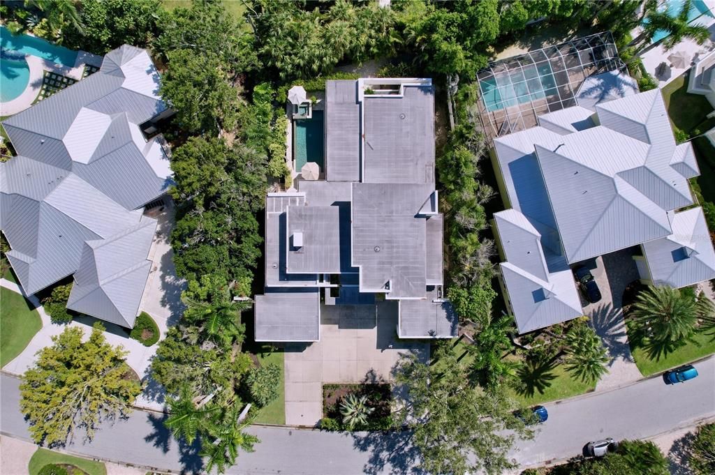 В аренду: $20,000 (5 спален, 4 ванн, 4000 Квадратных фут)