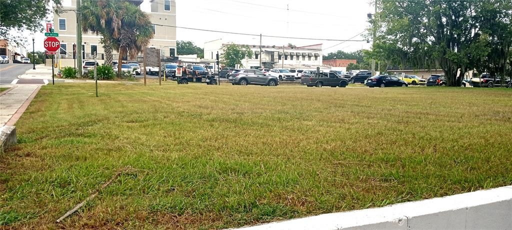 For Sale: $3,960,000 (0.52 acres)