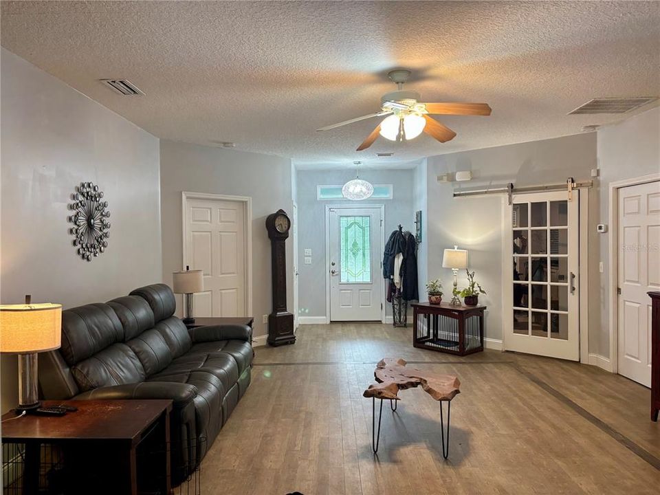 待售: $529,900 (4 贝兹, 3 浴室, 2653 平方英尺)