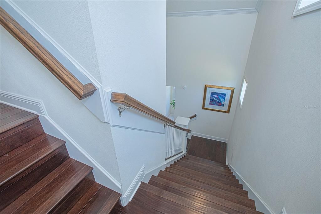 Active With Contract: $2,500,000 (5 beds, 5 baths, 5536 Square Feet)