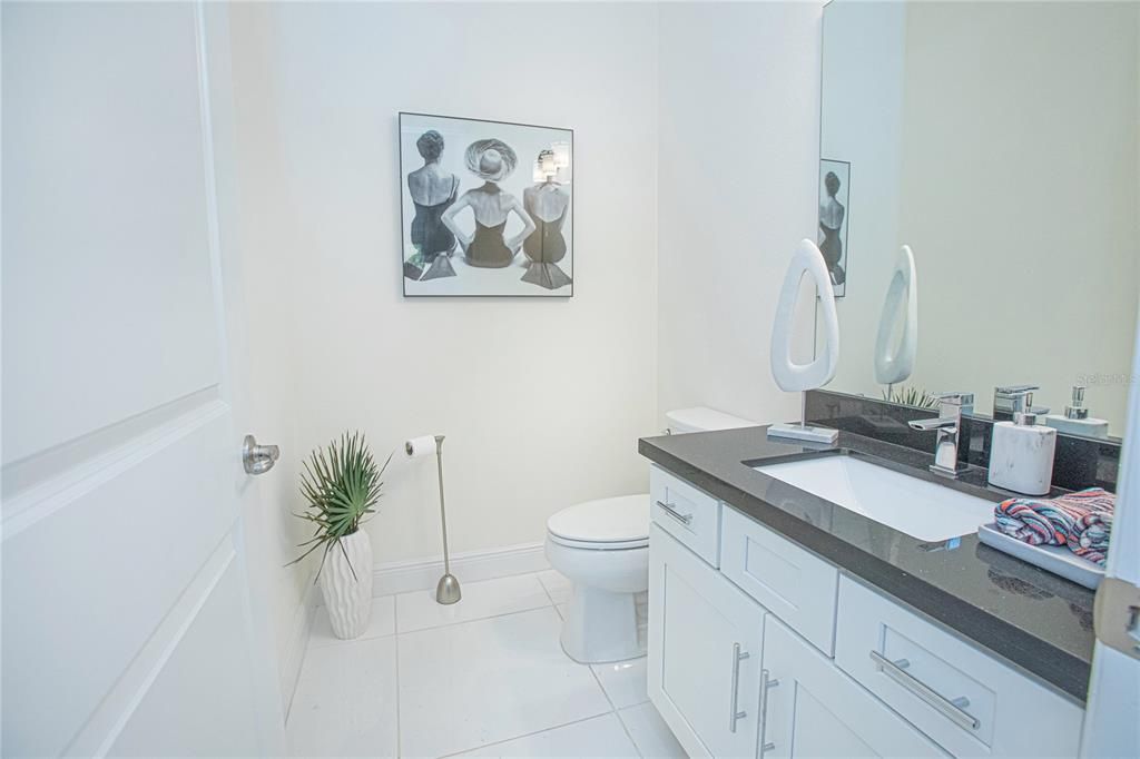 Active With Contract: $2,500,000 (5 beds, 5 baths, 5536 Square Feet)