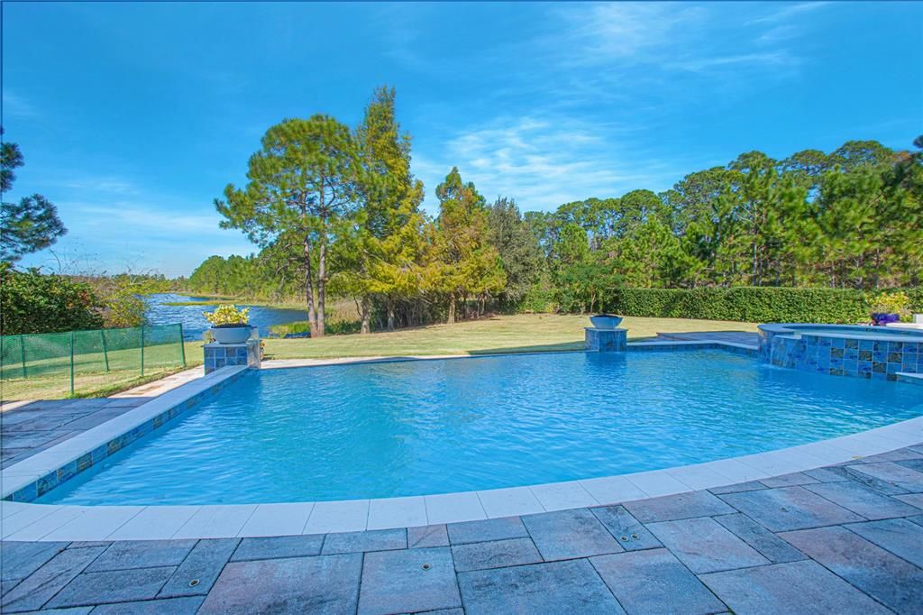 Active With Contract: $2,500,000 (5 beds, 5 baths, 5536 Square Feet)