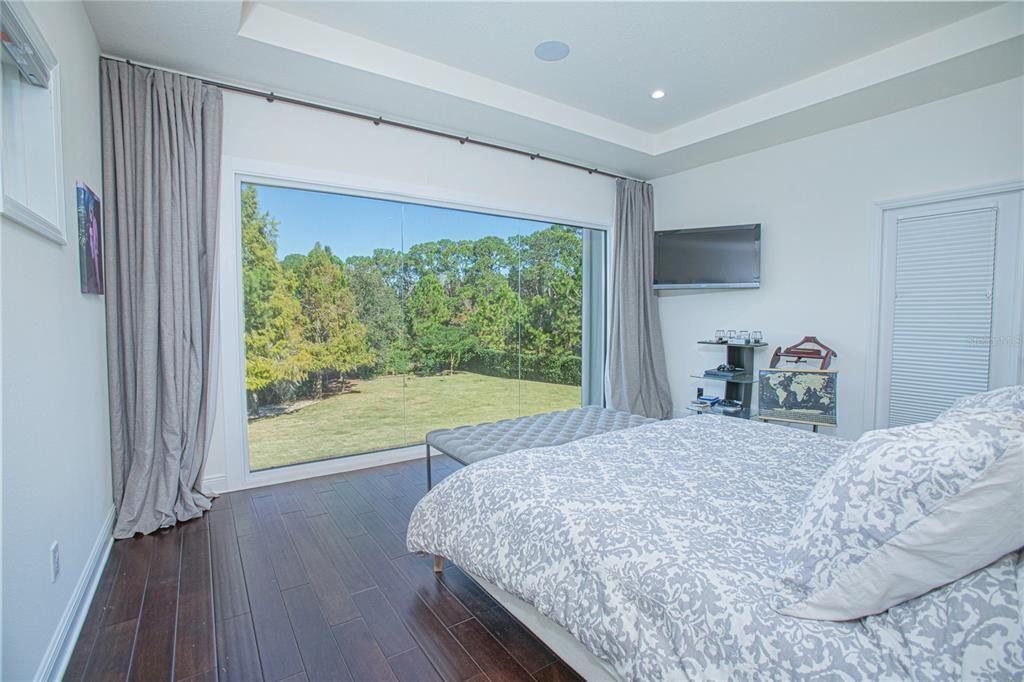 Active With Contract: $2,500,000 (5 beds, 5 baths, 5536 Square Feet)