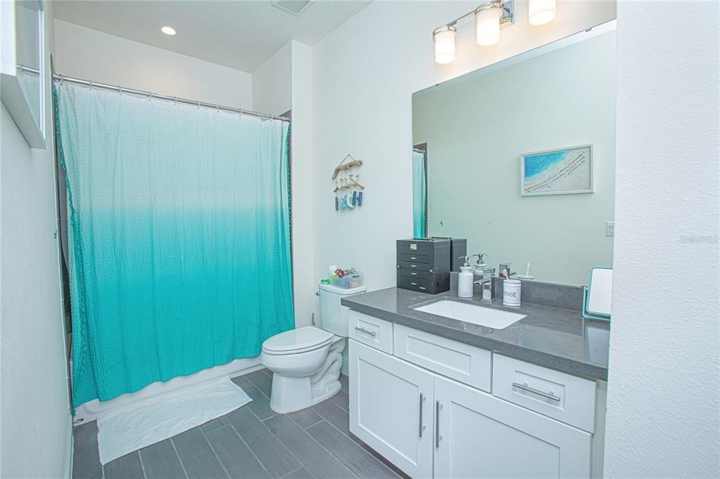 Active With Contract: $2,500,000 (5 beds, 5 baths, 5536 Square Feet)