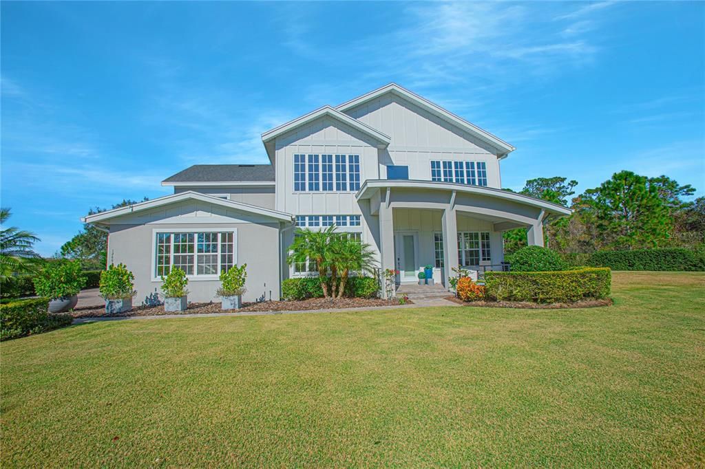 Active With Contract: $2,500,000 (5 beds, 5 baths, 5536 Square Feet)