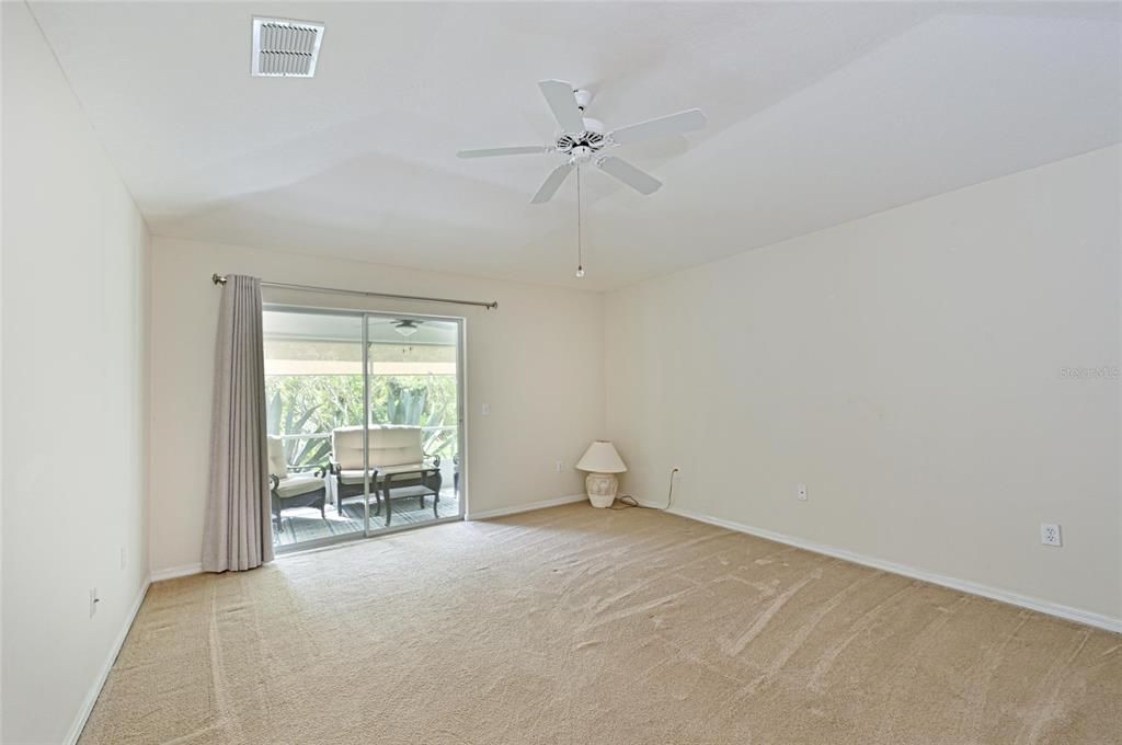 En Venta: $399,000 (2 camas, 2 baños, 1638 Pies cuadrados)