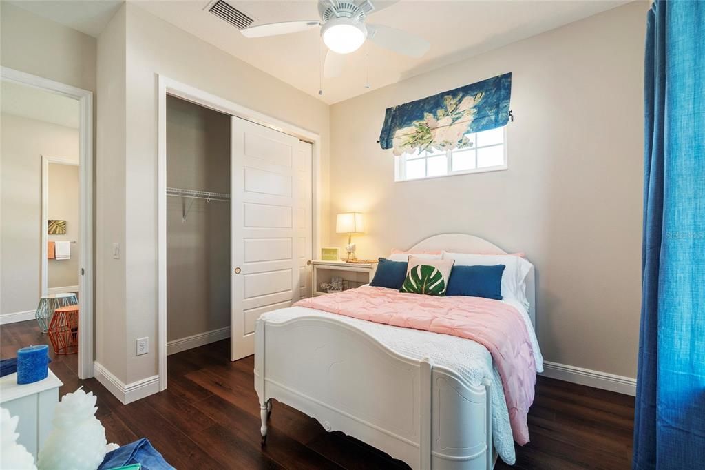 待售: $799,995 (4 贝兹, 3 浴室, 2940 平方英尺)