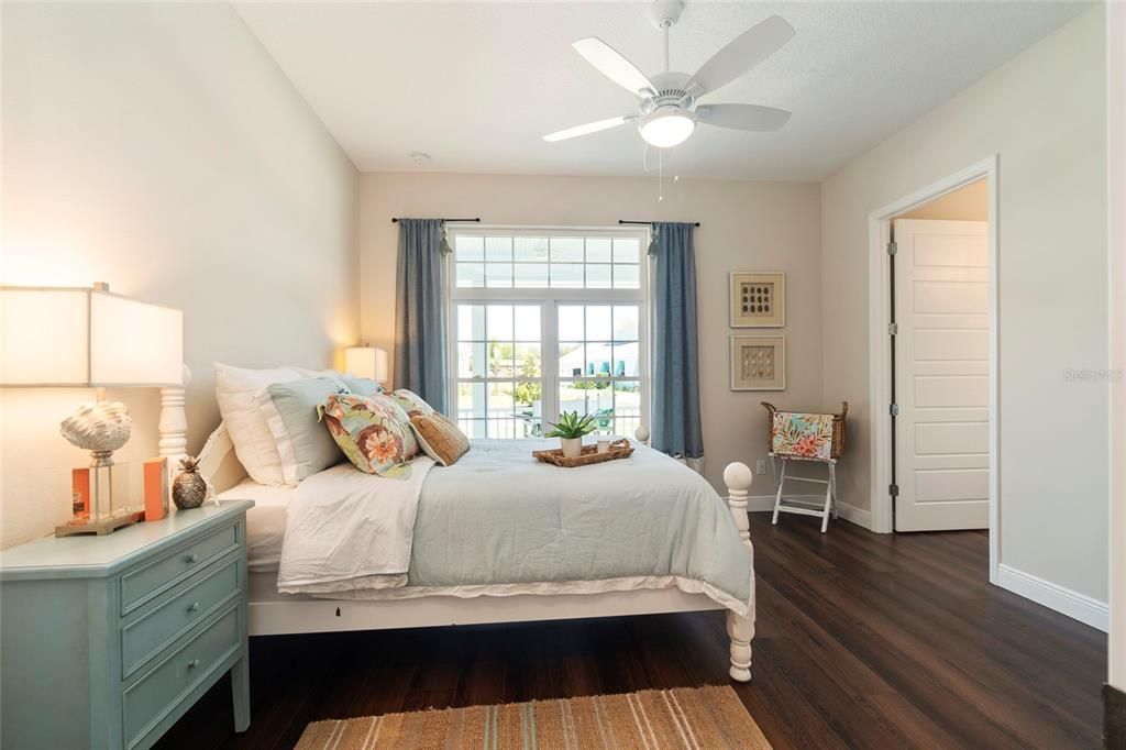 待售: $799,995 (4 贝兹, 3 浴室, 2940 平方英尺)