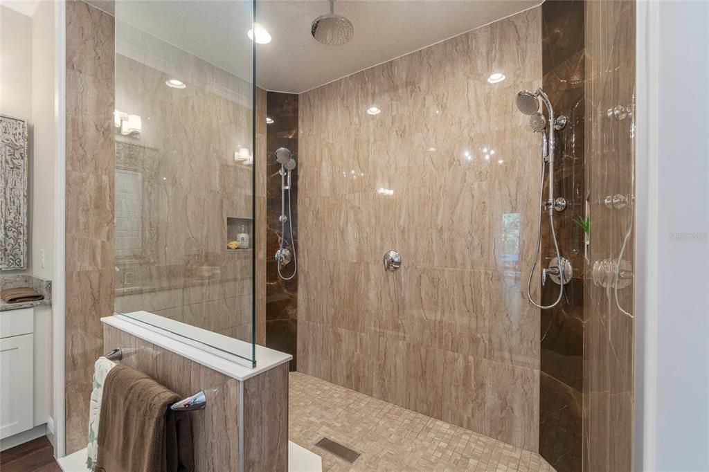 待售: $799,995 (4 贝兹, 3 浴室, 2940 平方英尺)