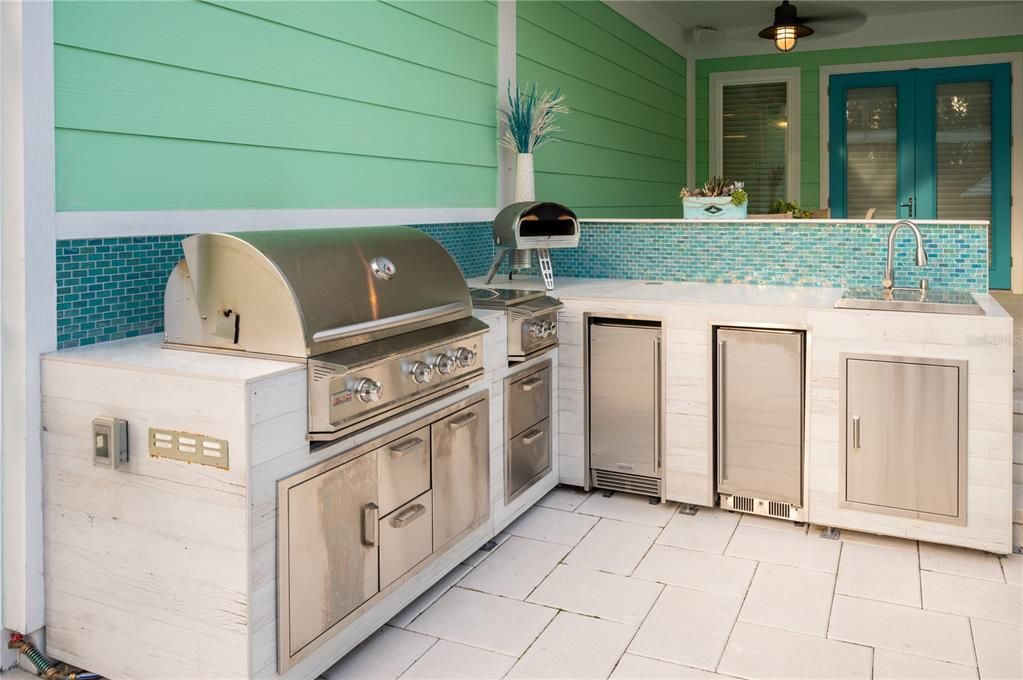 待售: $799,995 (4 贝兹, 3 浴室, 2940 平方英尺)