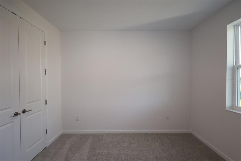 Activo con contrato: $709,990 (5 camas, 4 baños, 3148 Pies cuadrados)