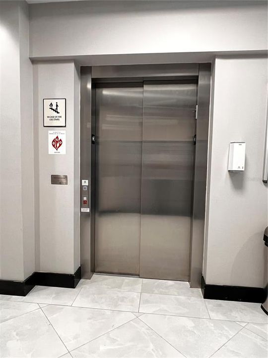 На продажу: $34,740 (0 спален, 0 ванн, 764 Квадратных фут)