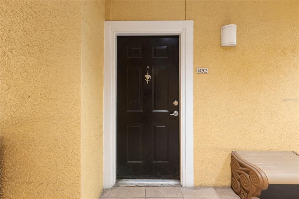 Под контрактом: $155,000 (1 спален, 1 ванн, 598 Квадратных фут)