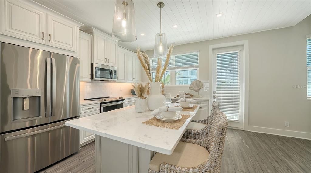 待售: $1,375,000 (3 贝兹, 2 浴室, 1678 平方英尺)