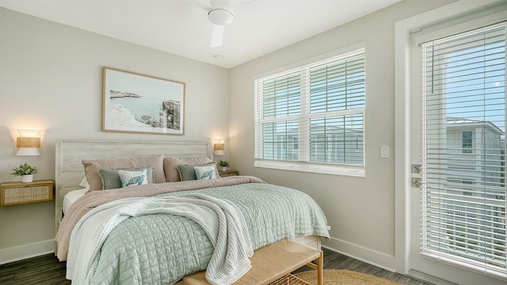 待售: $1,375,000 (3 贝兹, 2 浴室, 1678 平方英尺)