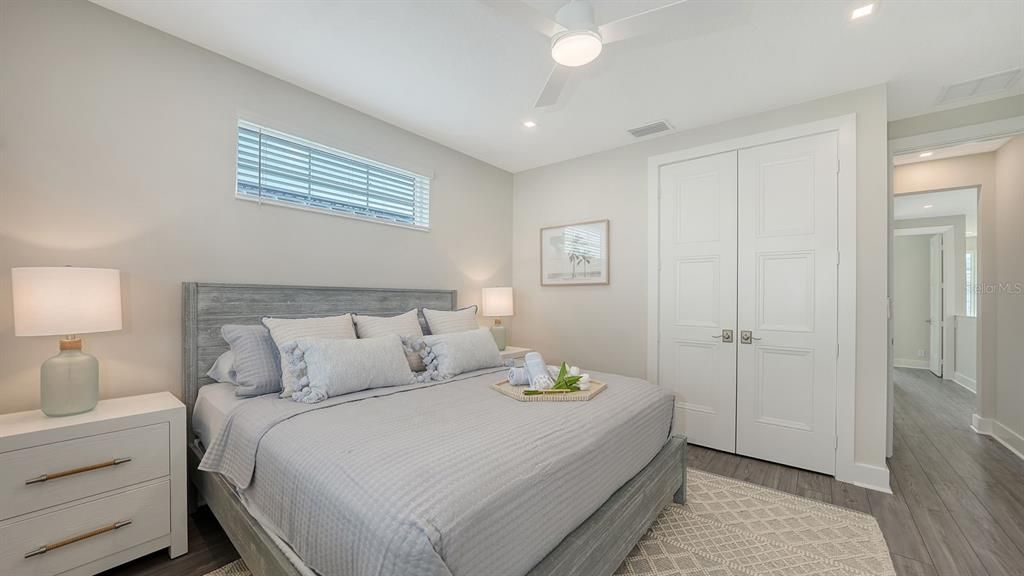 待售: $1,375,000 (3 贝兹, 2 浴室, 1678 平方英尺)