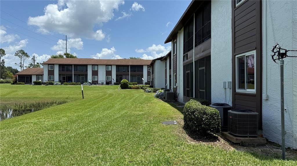 На продажу: $99,900 (2 спален, 2 ванн, 876 Квадратных фут)