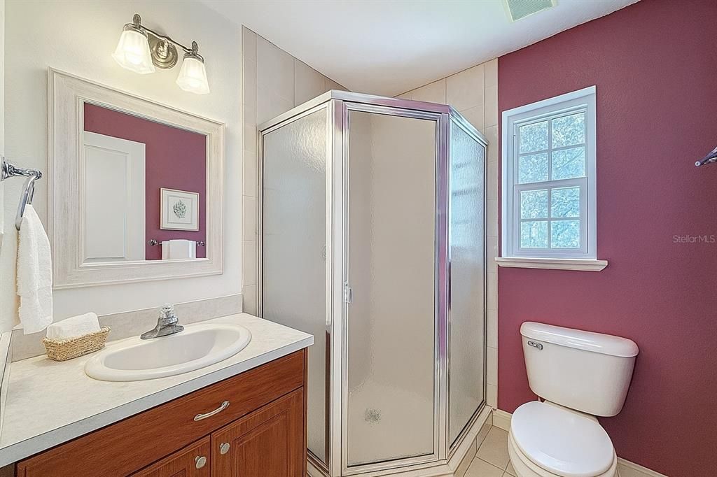 待售: $625,000 (3 贝兹, 2 浴室, 1639 平方英尺)