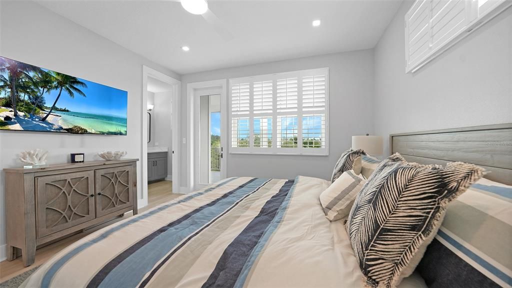 For Sale: $1,910,000 (4 beds, 2 baths, 1803 Square Feet)