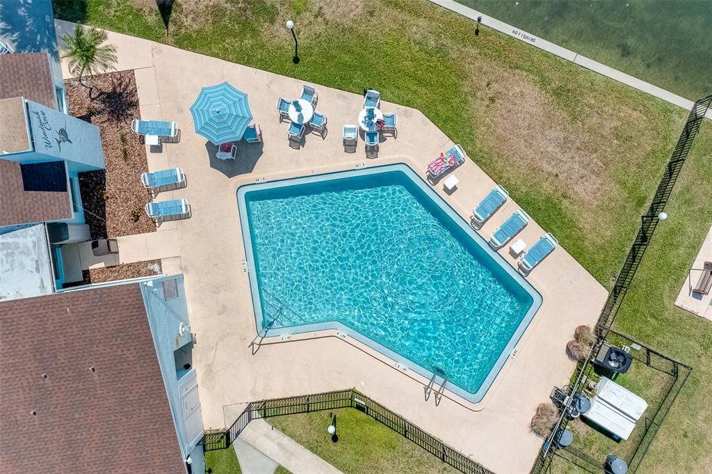 На продажу: $359,000 (2 спален, 2 ванн, 1258 Квадратных фут)