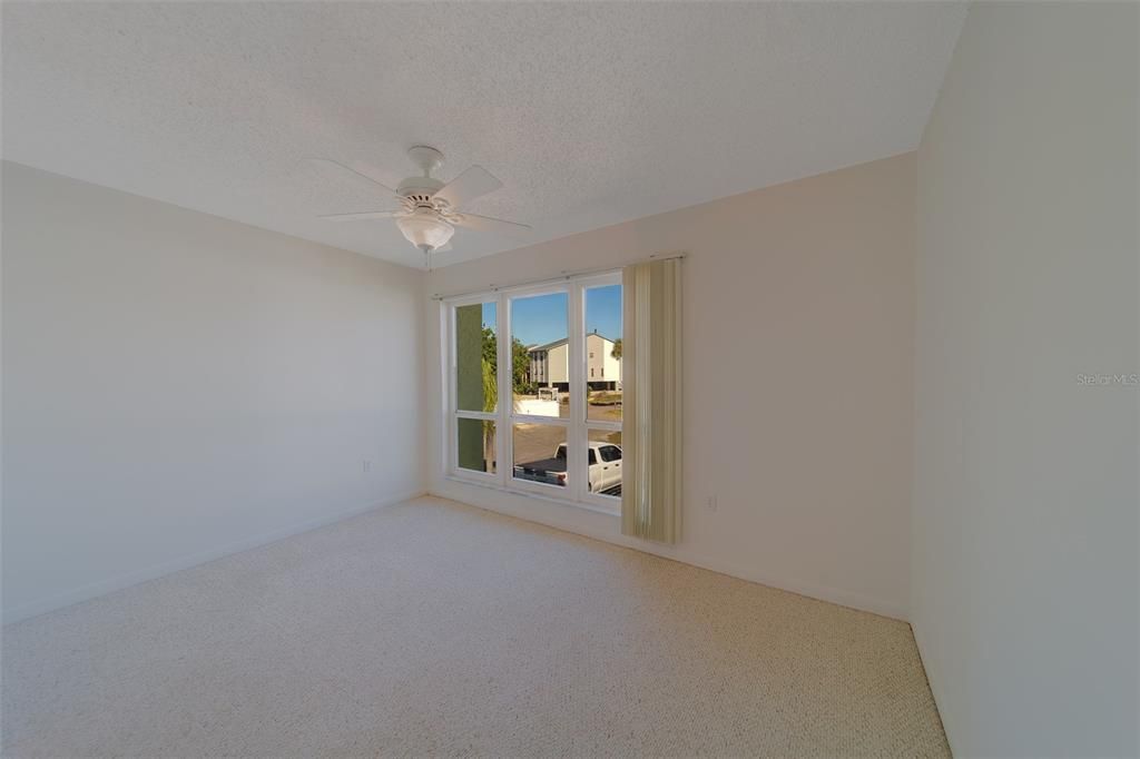 На продажу: $359,000 (2 спален, 2 ванн, 1258 Квадратных фут)