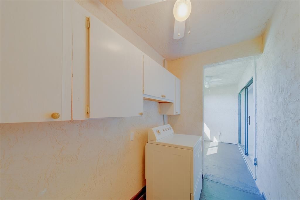 На продажу: $359,000 (2 спален, 2 ванн, 1258 Квадратных фут)