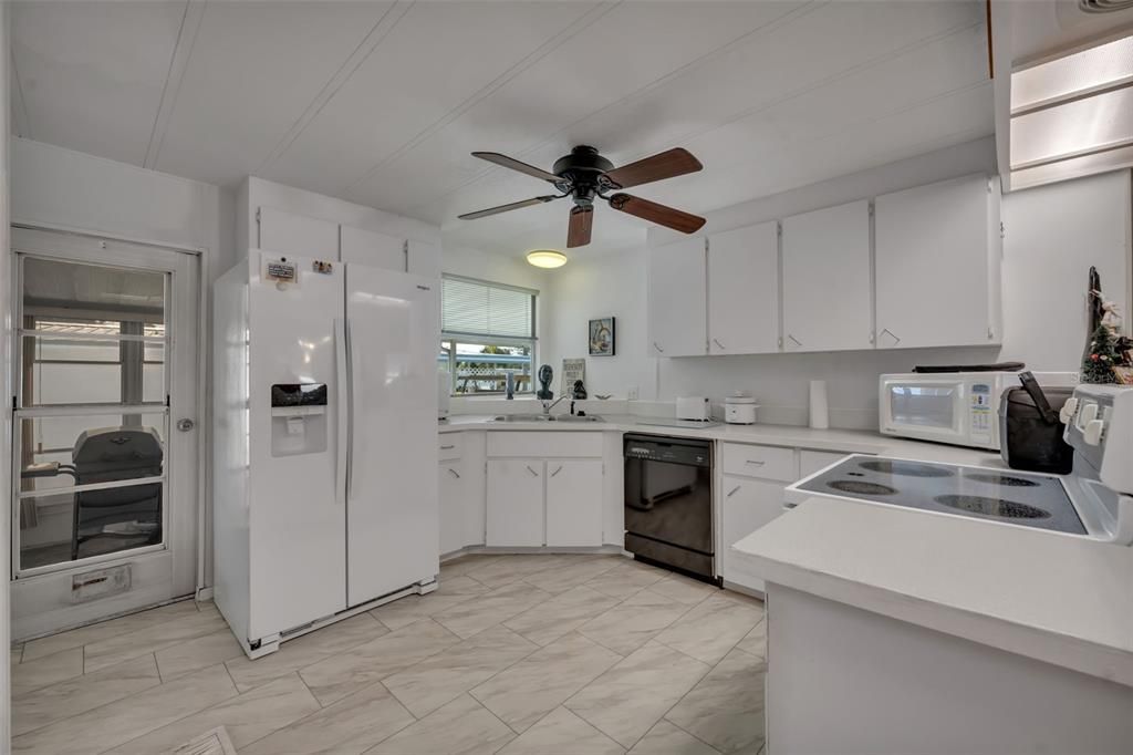 En Venta: $125,000 (2 camas, 2 baños, 1304 Pies cuadrados)