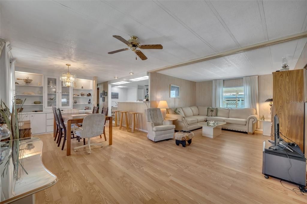 En Venta: $125,000 (2 camas, 2 baños, 1304 Pies cuadrados)