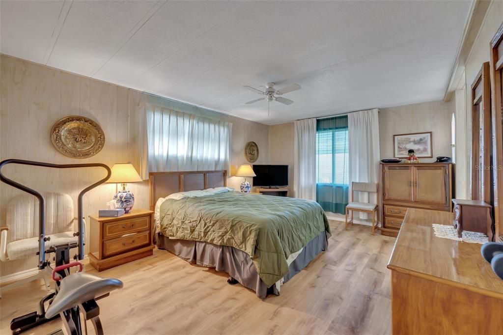 En Venta: $125,000 (2 camas, 2 baños, 1304 Pies cuadrados)