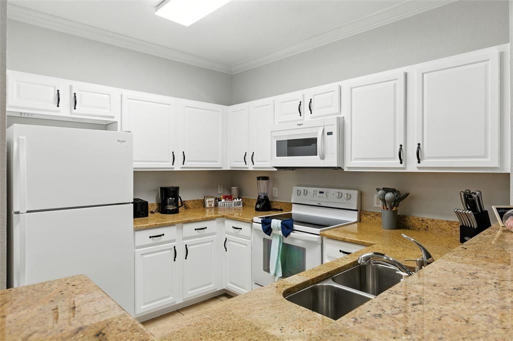 待售: $210,000 (2 贝兹, 2 浴室, 1134 平方英尺)