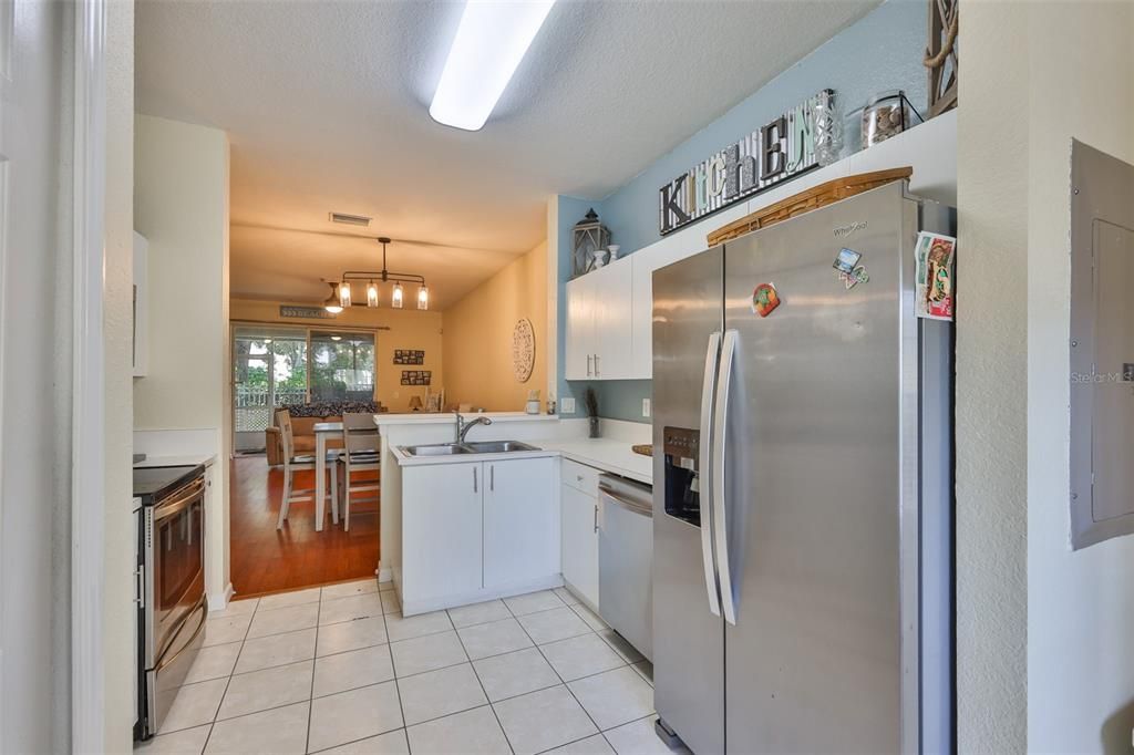 For Sale: $235,000 (2 beds, 2 baths, 1340 Square Feet)