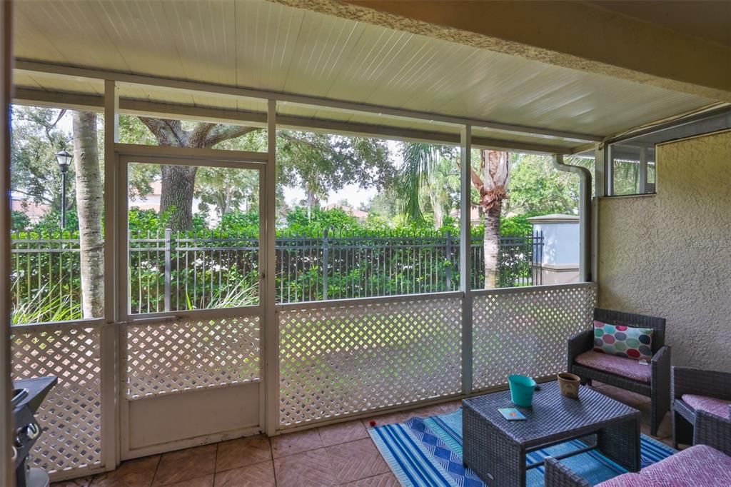 For Sale: $235,000 (2 beds, 2 baths, 1340 Square Feet)