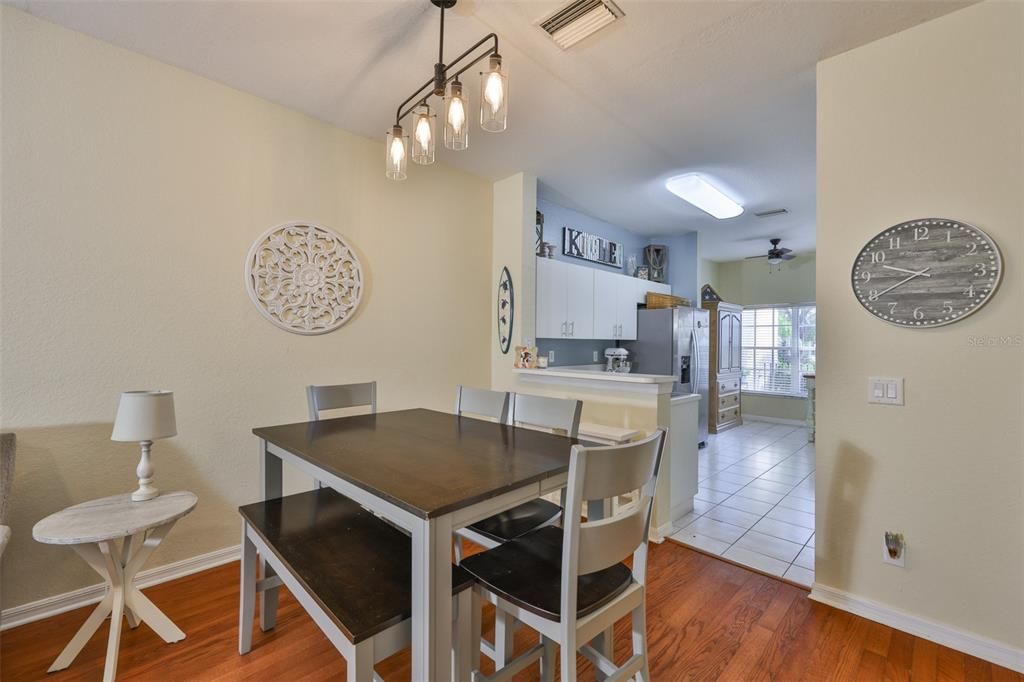For Sale: $235,000 (2 beds, 2 baths, 1340 Square Feet)